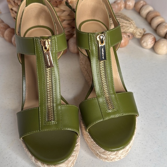 Michael Kors Berkley Zipper Espadrille Platform Wedge Sandals Sz 8 - Picture 6 of 11